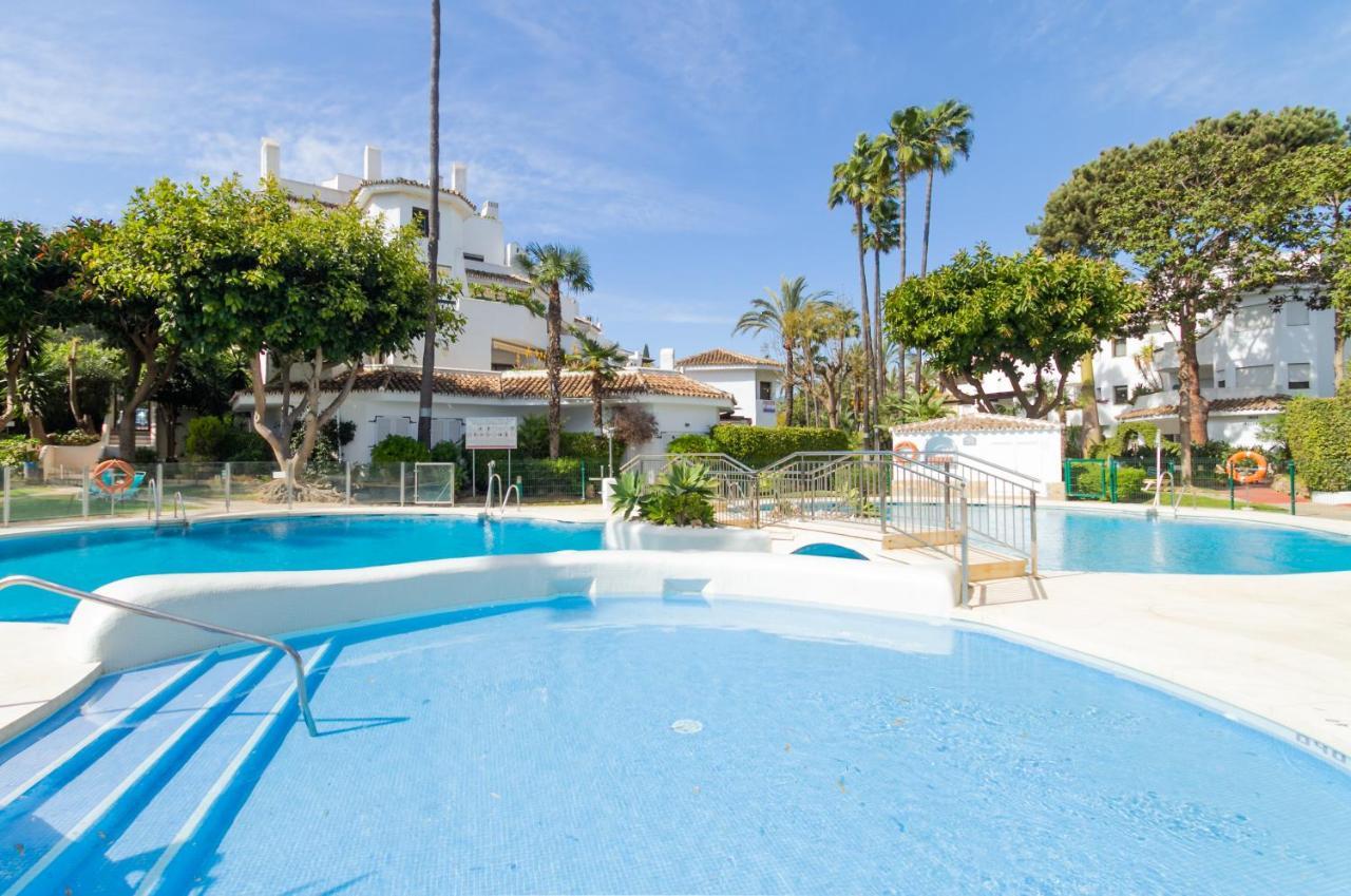 Marbella Banus Suites - Golden Beach Marbella Suite Экстерьер фото
