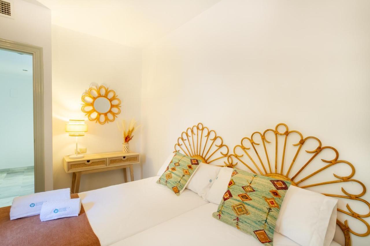 Marbella Banus Suites - Golden Beach Marbella Suite Экстерьер фото