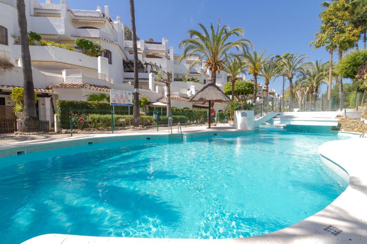 Marbella Banus Suites - Golden Beach Marbella Suite Экстерьер фото